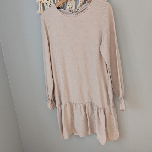 2/$20 Cute beige dress Midi Long Sleeve Small - Picture 5 of 5